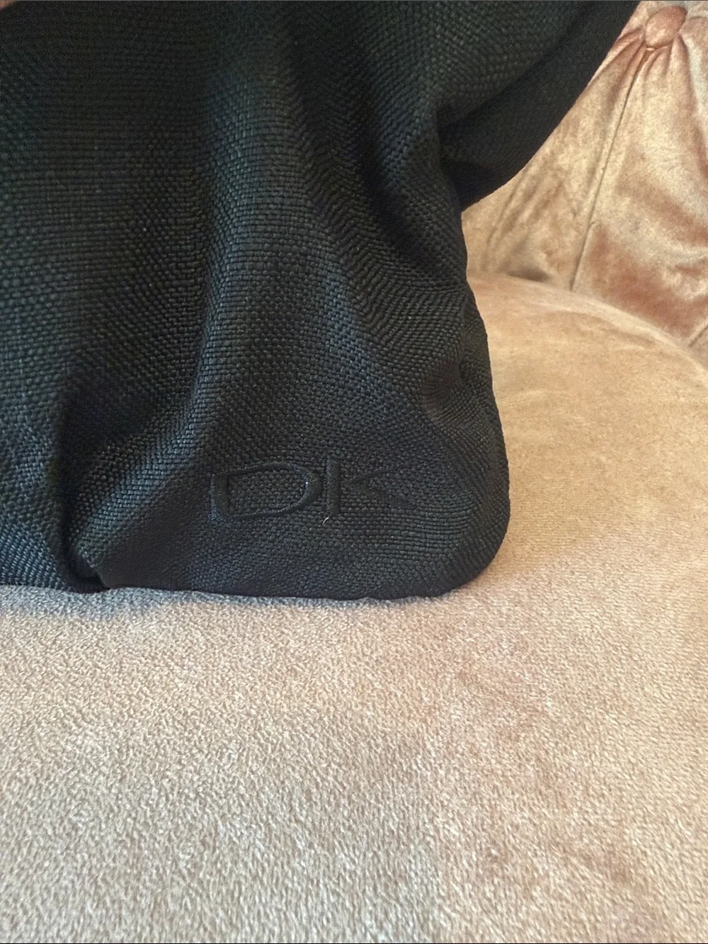 NWOT Donna Karan Black Zip Pouch - Cosmetics Bag